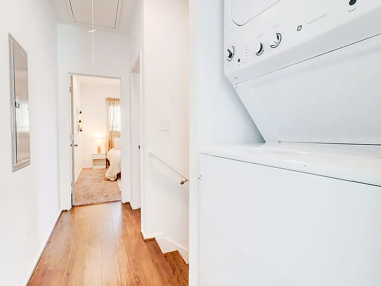 51 Bowen Ave SE — Photo 12