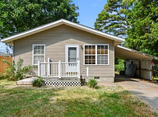 119 Cherry St, Marshfield, MO 65706