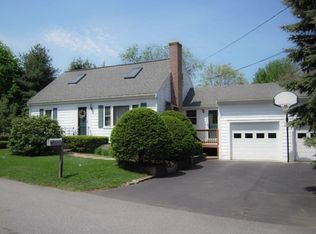 4 Pichowicz Rd, Billerica, MA 01821