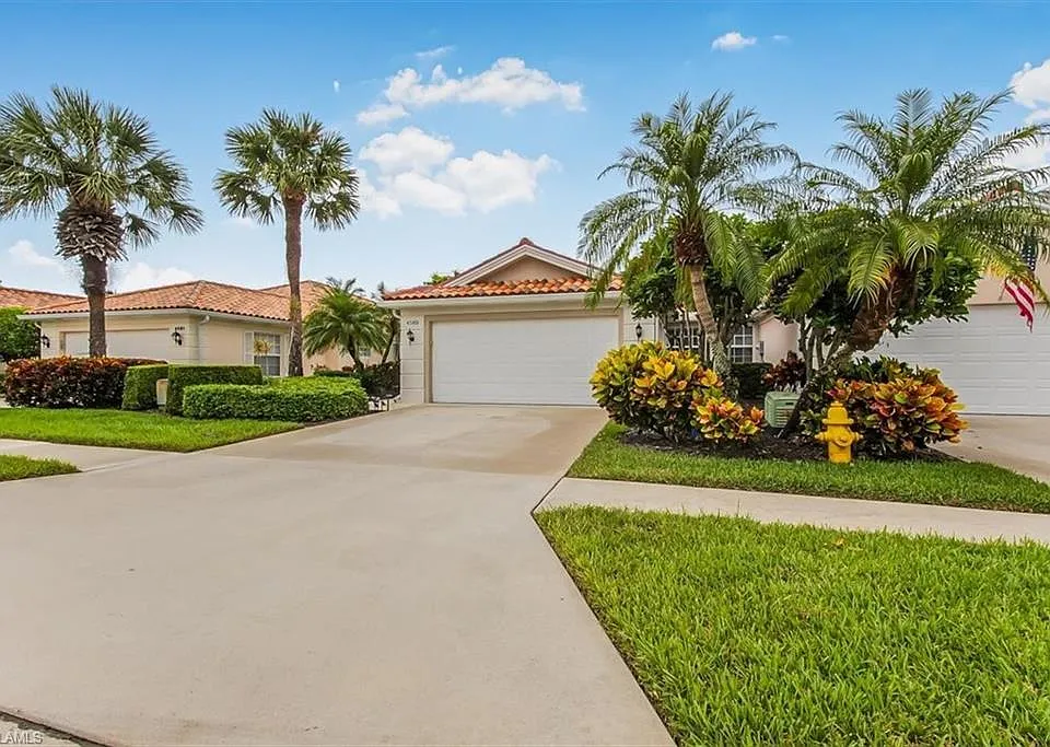 4585 Pasadena Ct