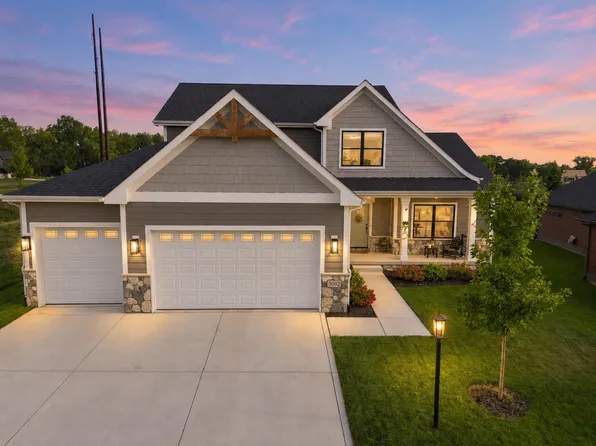 3002 Forestside Ln, Valparaiso, IN 46385