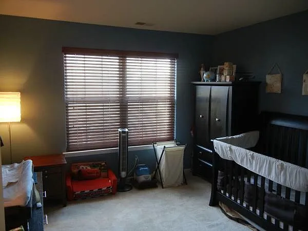 2nd bedroom