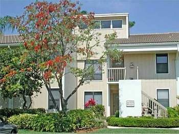 2nd image of 13274 NW Harbour Ridge Blvd #5B
