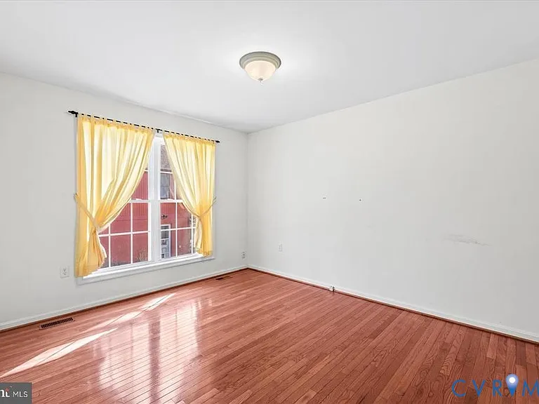 686 Lake Caroline Dr — Photo 42