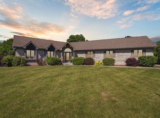 5837 N County Road F, Janesville, WI
