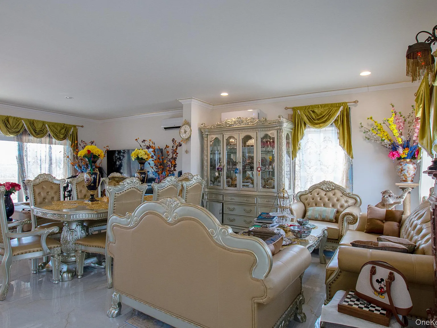 3 bed, 2.5 bath, 2100 sqft, $4,500 — Photo 3