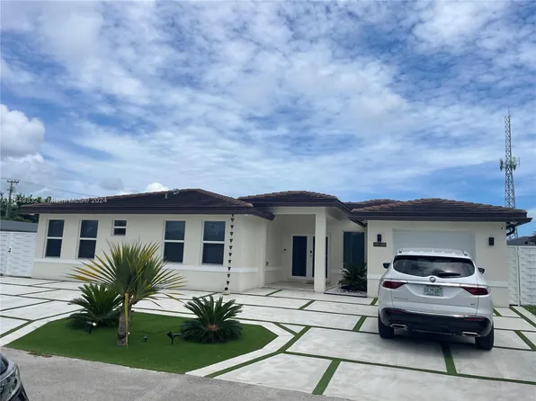 18005 SW 111th Ct, Miami, FL 33157