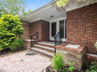 681 Easton Ave, Somerset, NJ 08873