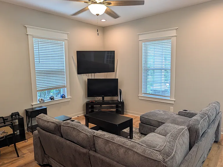 1620 Catawba St #A — Photo 21