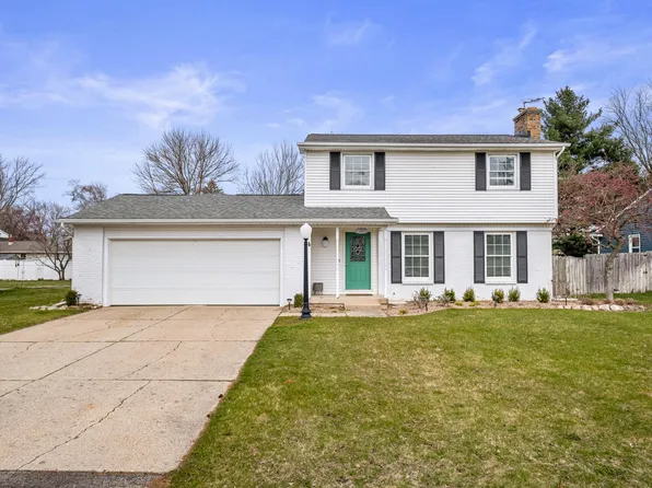 1683 Cedarlane Dr, Jenison, MI 49428