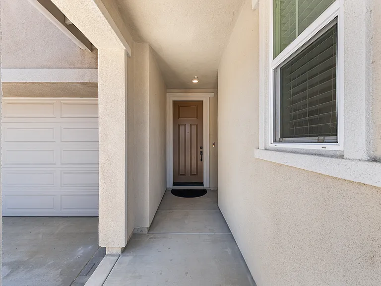 1623 Carol Lee Ln — Photo 2