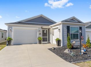 7646 Cheryl Ct, Okahumpka, FL 34762