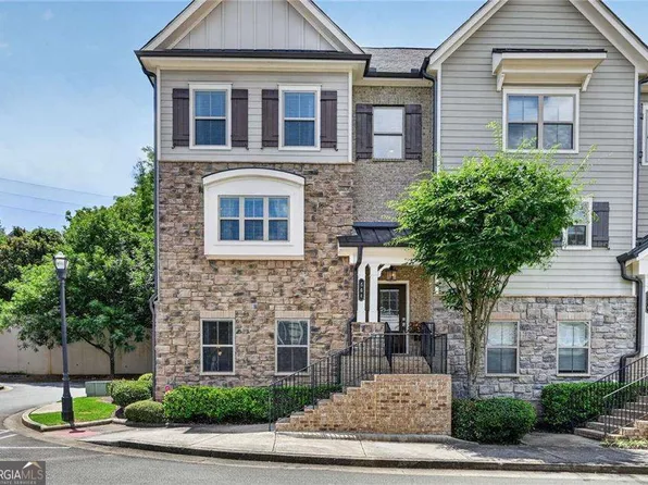 564 Henry Dr, Marietta, GA 30064
