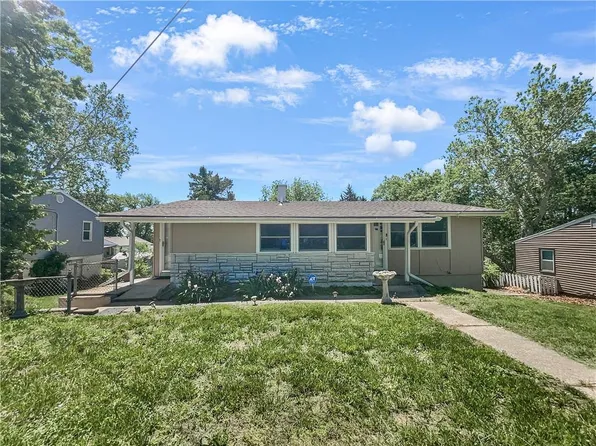 2939 NE Jewett St, Kansas City, MO 64117