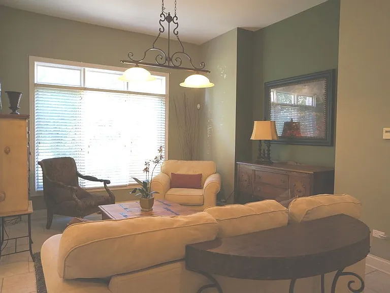 8566 Huckins Dr — Photo 12