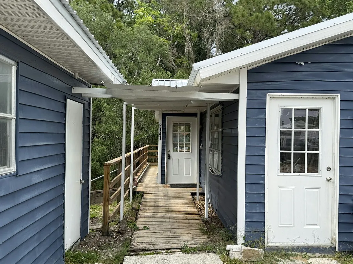 Building Photo - Bonnet Lake Estates