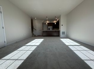 5424 Greenpoint Ln #E, Upper Marlboro, MD 20772