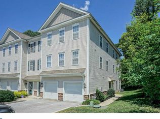 3B Hillview Cir, Yeadon, PA 19050