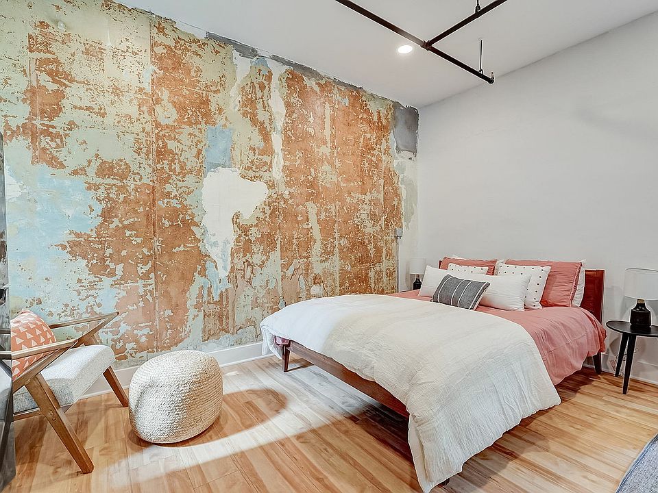 Highland Ave Ne Unit 117-006 2