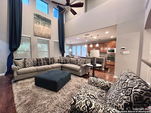 5th image of 26007 Avellino Bluff