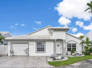 11450 SW 60th Ln, Miami, FL 33173