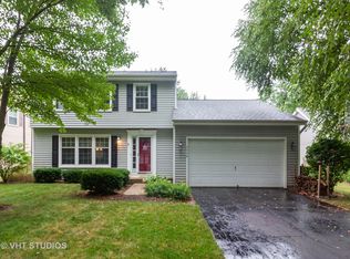 2028 Templar Dr, Naperville, IL 60565