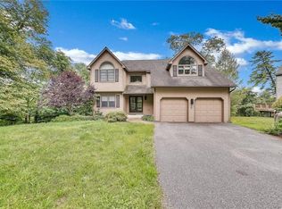 4 Augusta Ct, Tuxedo Park, NY 10987