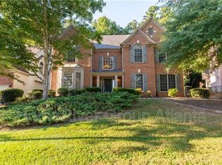 6900 Shadow Ridge Ln, Stone Mountain, GA 30087