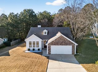 128 Meadowbrook Ln, Grantville, GA 30220