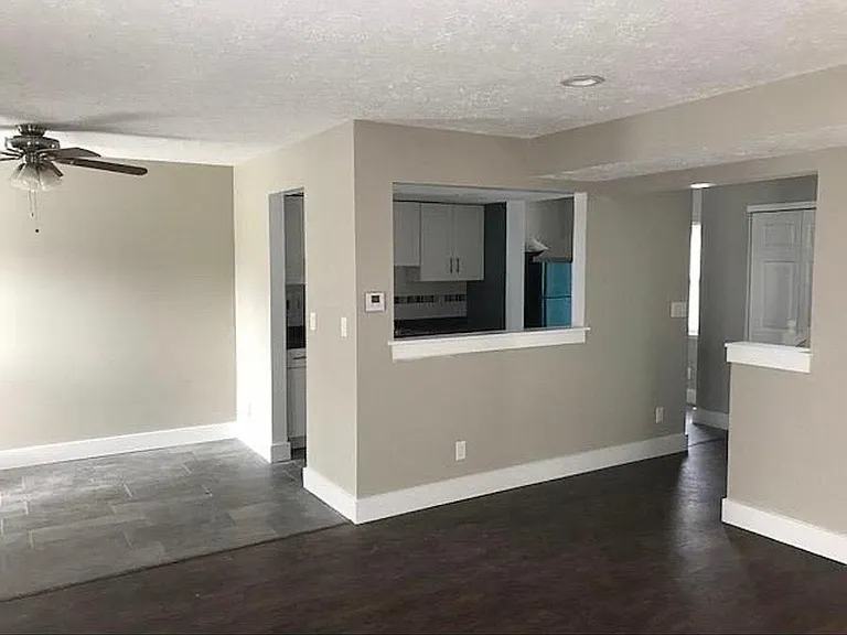 1125 Harvest Dr NE #3 — Photo 1