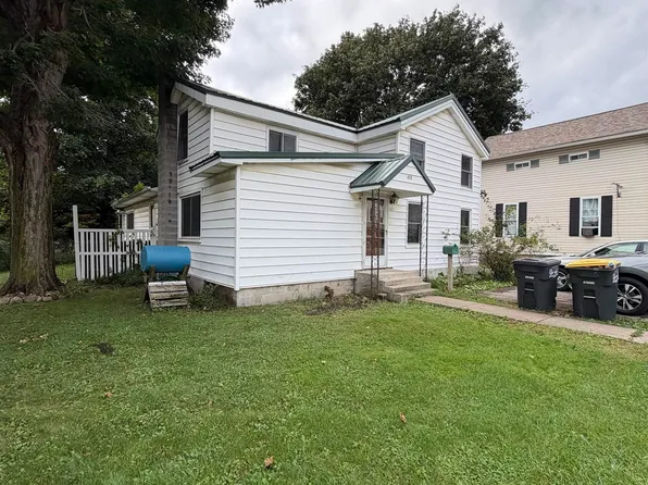 410 S Poplar St, Lagrange, IN 46761