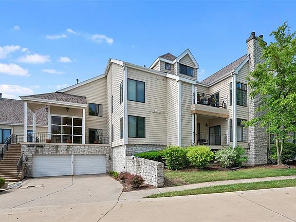 2nd image of 1614 Lake Knoll Dr #1614