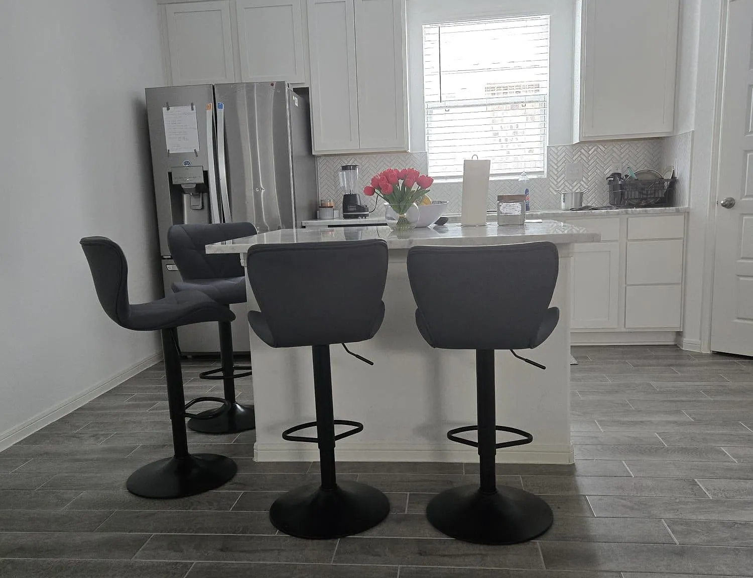 2 bed, 2.0 bath, 1650 sqft, $1,291 — Photo 4