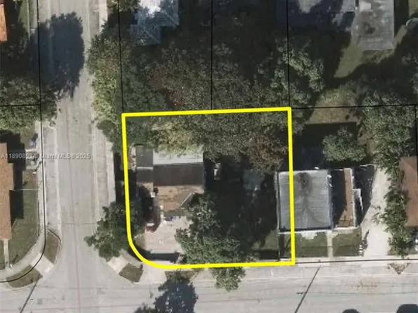 1391 NW 55th Ter, Miami, FL 33142