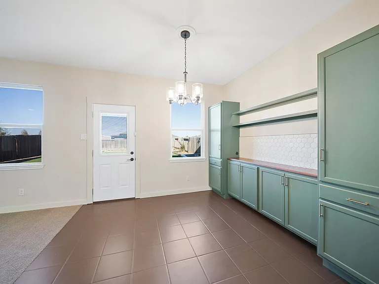 12241 Cashton — Photo 4