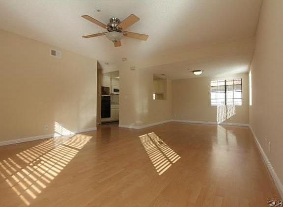 3rd image of 412 Pomelo Ave APT E