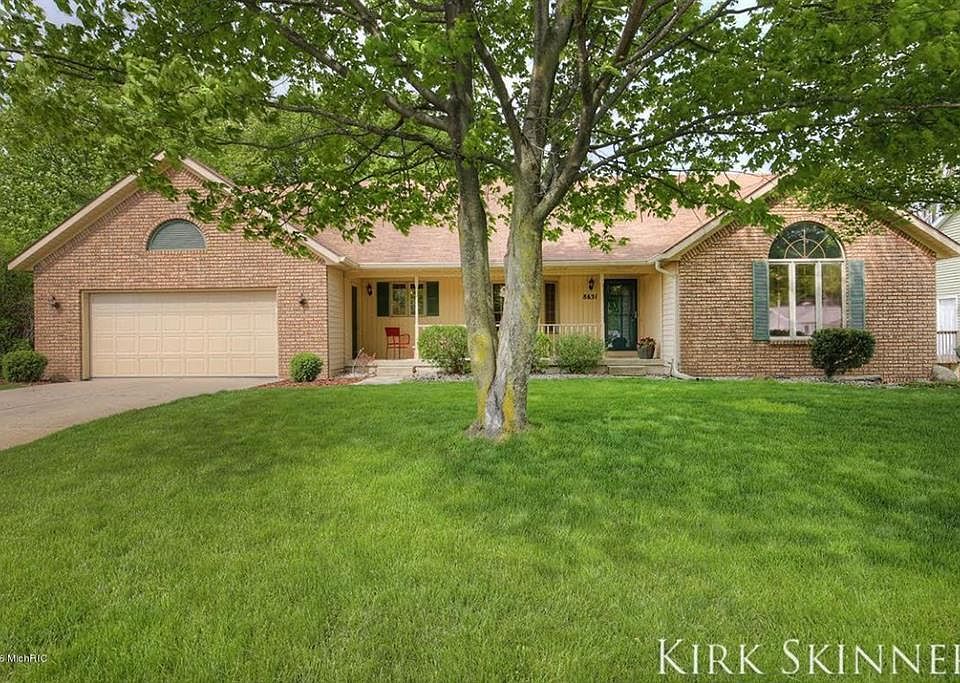 1st image of 8631 Ridgebluff Dr SW
