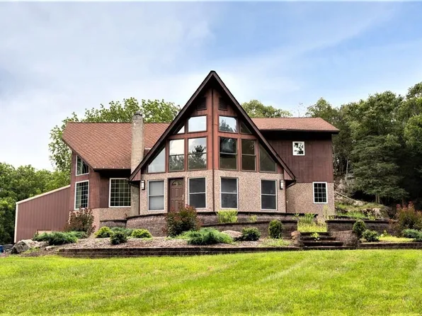 22 Sarah Lane, Hopewell Junction, NY 12533