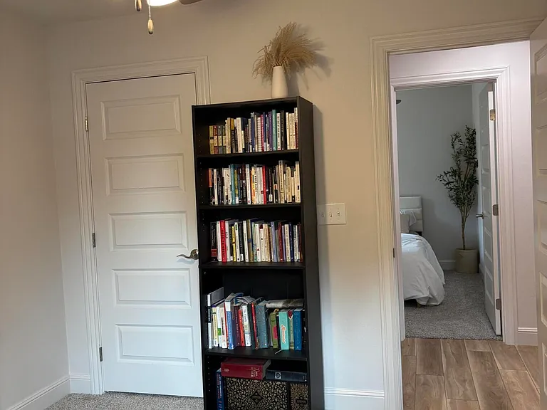 503 Rose Ave — Photo 10