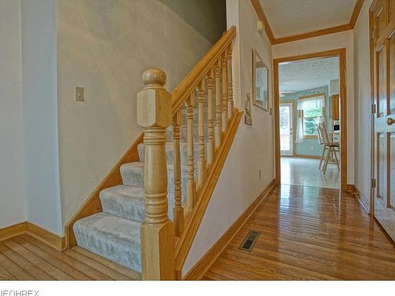 2nd image of 9925 Firestone Ln