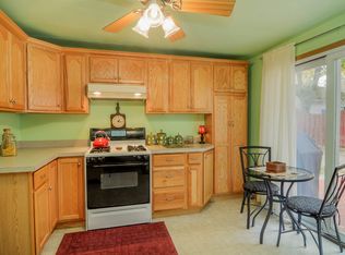 329 Locust St, Batavia, IL 60510