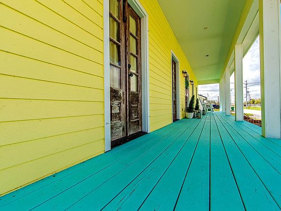 2nd image of 232 E 5th St