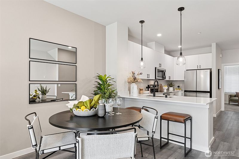 3rd image of 16830 20th Avenue W #F6