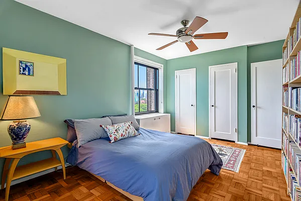 Sold by Owner | media 9