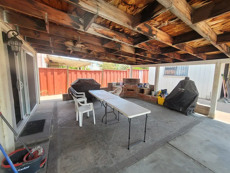 2434 Arden Way — Photo 19
