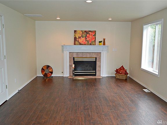 5th image of 1326 Farwell Ave NW