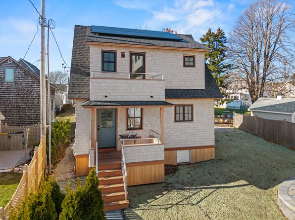 24 Ashton St #B