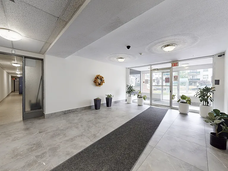 385 Gibb St — Photo 29