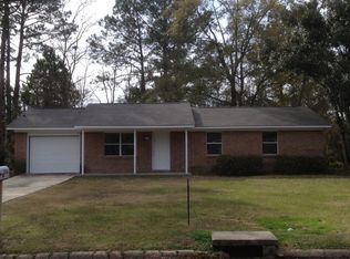124 Fairlane Dr, Eufaula, AL 36027