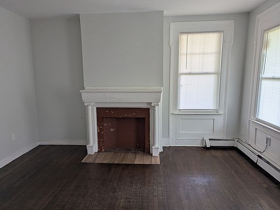 5th image of 715 Myrtle Ave